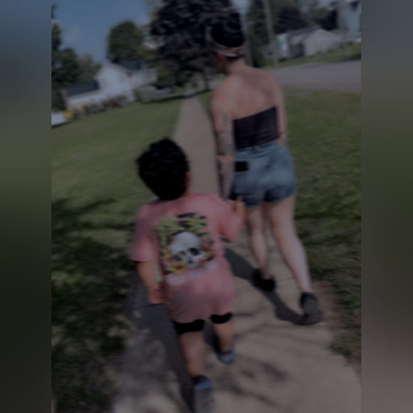 Meet your Posher, Mo! - Picture 3 of 4